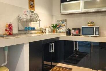 Homestay De’viana Nms Residence