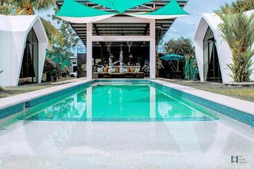 هتل Alborada Boutique Stay