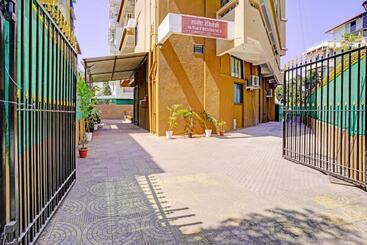 هتل Fabexpress Sunset Residency   Nr Belapur