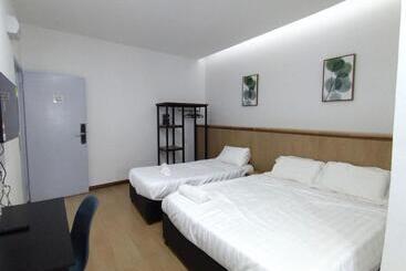 هتل Greenery Rooms