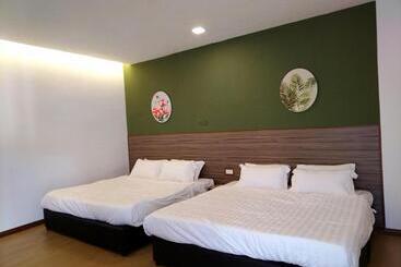هتل Greenery Rooms