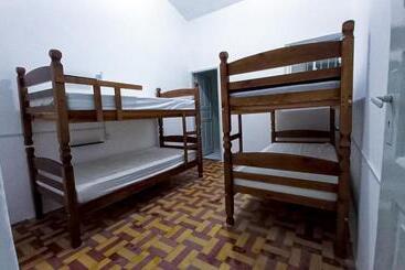 Yolo Hostel