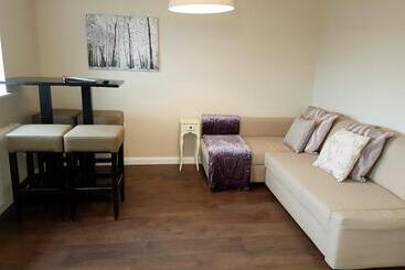 تختخواب و صبحانه Belfast House