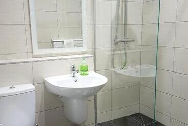 تختخواب و صبحانه Belfast House