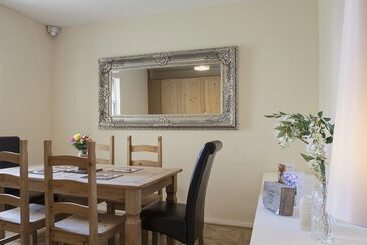 تختخواب و صبحانه Cargo Cafe Apartments