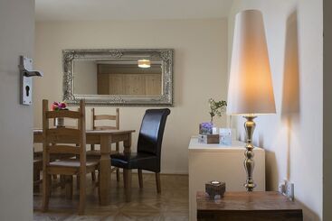 تختخواب و صبحانه Cargo Cafe Apartments