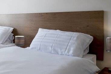 تختخواب و صبحانه Cargo Cafe Apartments
