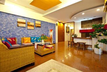 تختخواب و صبحانه Golden Sea Inn