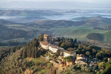 هتل Castelfalfi