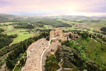 هتل Castelfalfi