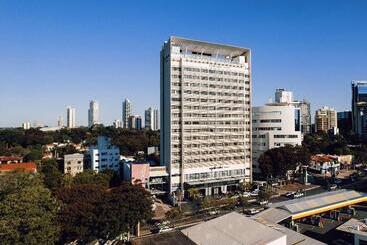 هتل Esplendor By Wyndham Asuncion