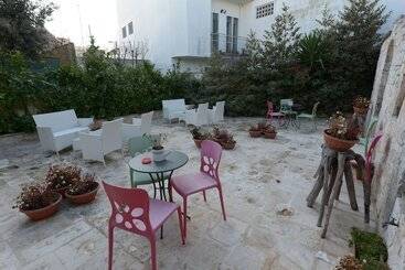 هتل Giardino Dei Trulli