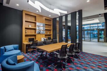 هتل Hampton By Hilton Izmir Aliaga