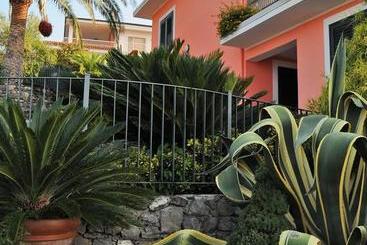 ホテル Residence La Cycas