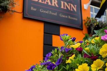 هتل The Bear Inn