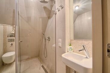 هتل Visitzakopane Eco Apartments