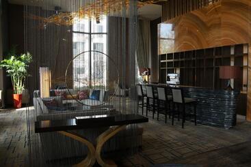 هتل Wanda Realm Bengbu