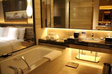 هتل Wanda Realm Bengbu