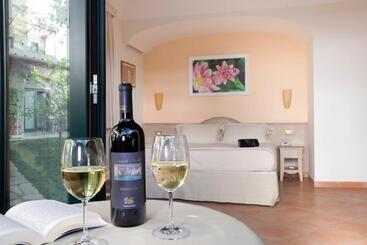 پانسیون Relais Villa Angiolina