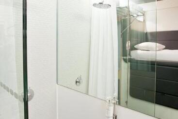 Yotelair London Gatwick Airport