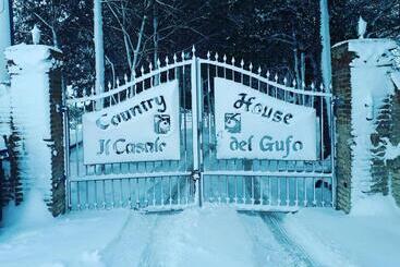 تختخواب و صبحانه Casale Del Gufo