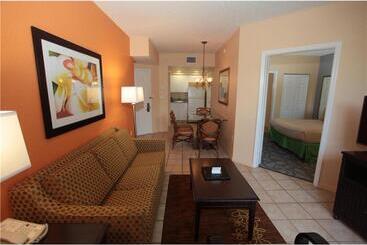 Holiday Homes 2 Rooms 4 Beds 2 Bathrooms 8 Occupants