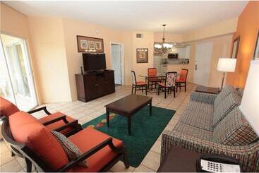 Holiday Homes 2 Rooms 4 Beds 2 Bathrooms 8 Occupants