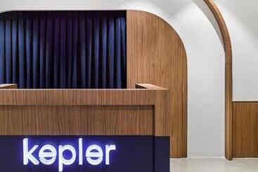 هتل کپسول Kepler Club Klia Terminal 1   Airside Transit