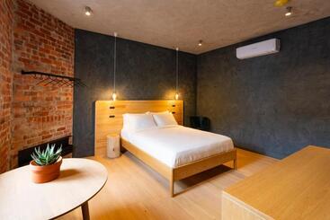 هتل In The Brick Spa And