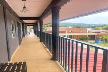 هتل Oyo 90910 Homestay D Lalang Inn