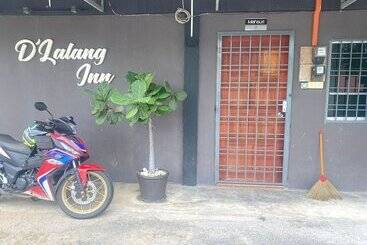 هتل Oyo 90910 Homestay D Lalang Inn