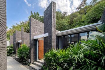 هتل Rhy.a Private Pool Villa