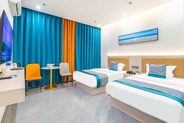هتل Zhuhai Golden Lake Bay