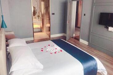 Lanou Hotel Xilinhot China Madu Cultural Plaza