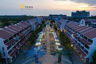 Luxy Park Hotel & Apartments   Mtown