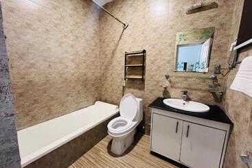 پانسیون Family Lounge F 10