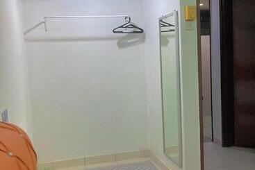 پانسیون Nr Cyberstay 2 Shared Apartment