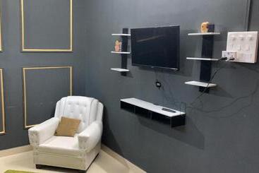 پانسیون The Bourbon Bliss