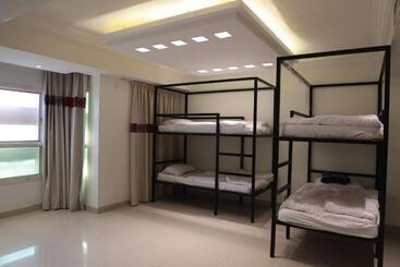 Sands Inn Hostel