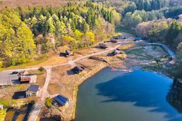 هتل Earthboat Village Kurohime