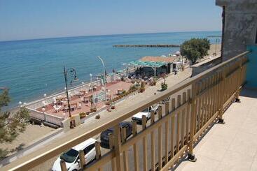 Acquamarina B&b Deluxe