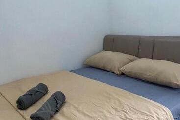 Hostel Rumahrehat