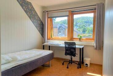 هاستل Single Room With Shared Spaces