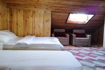 تختخواب و صبحانه Linnga Hotel & Suite