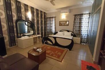 تختخواب و صبحانه Seaview Guest House
