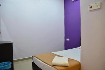 Deena Hotel Bajet
