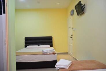 Deena Hotel Bajet