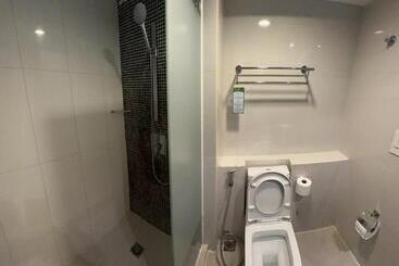 Deluxe Twin Room Ays