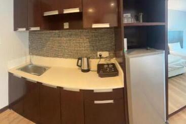 Deluxe Twin Room Ays