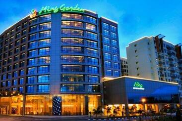 Deluxe Twin Room Ays